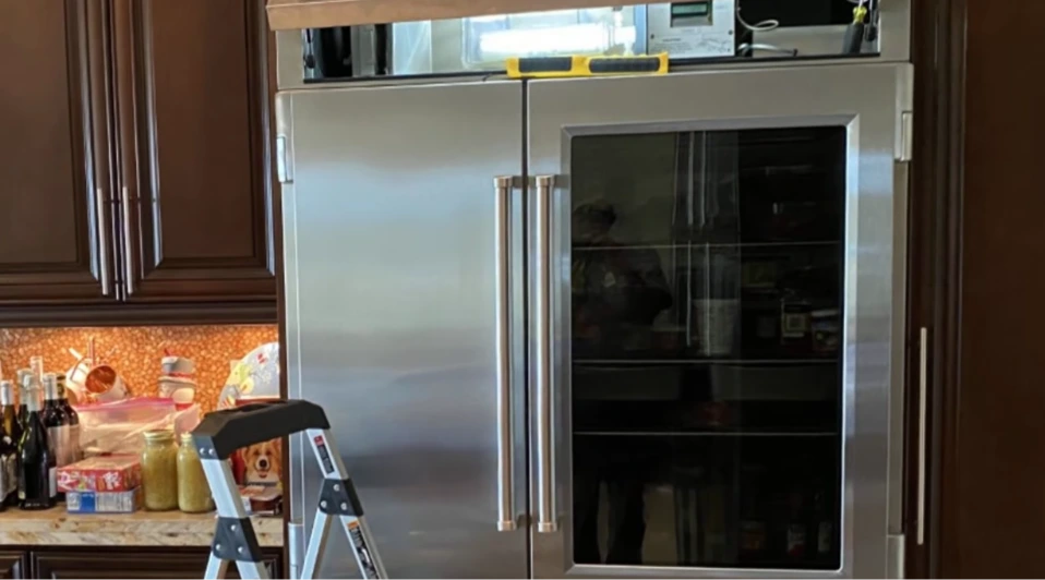 Refrigerator ready for diagnostic repair